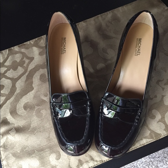 michael kors bayville loafer